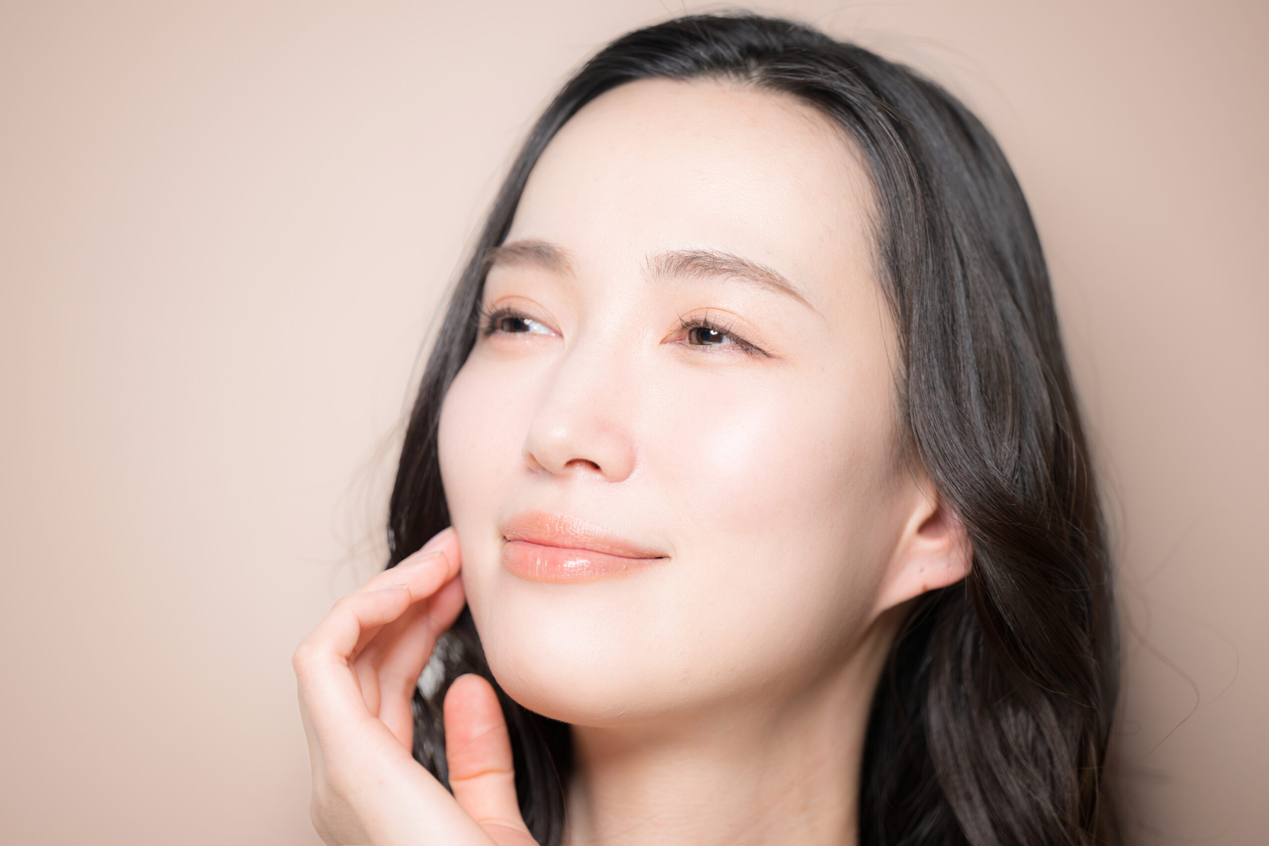 リジュラン注射の目の下への効果を徹底解説！クマ・たるみ・ハリ改善の持続期間やダウンタイムまで